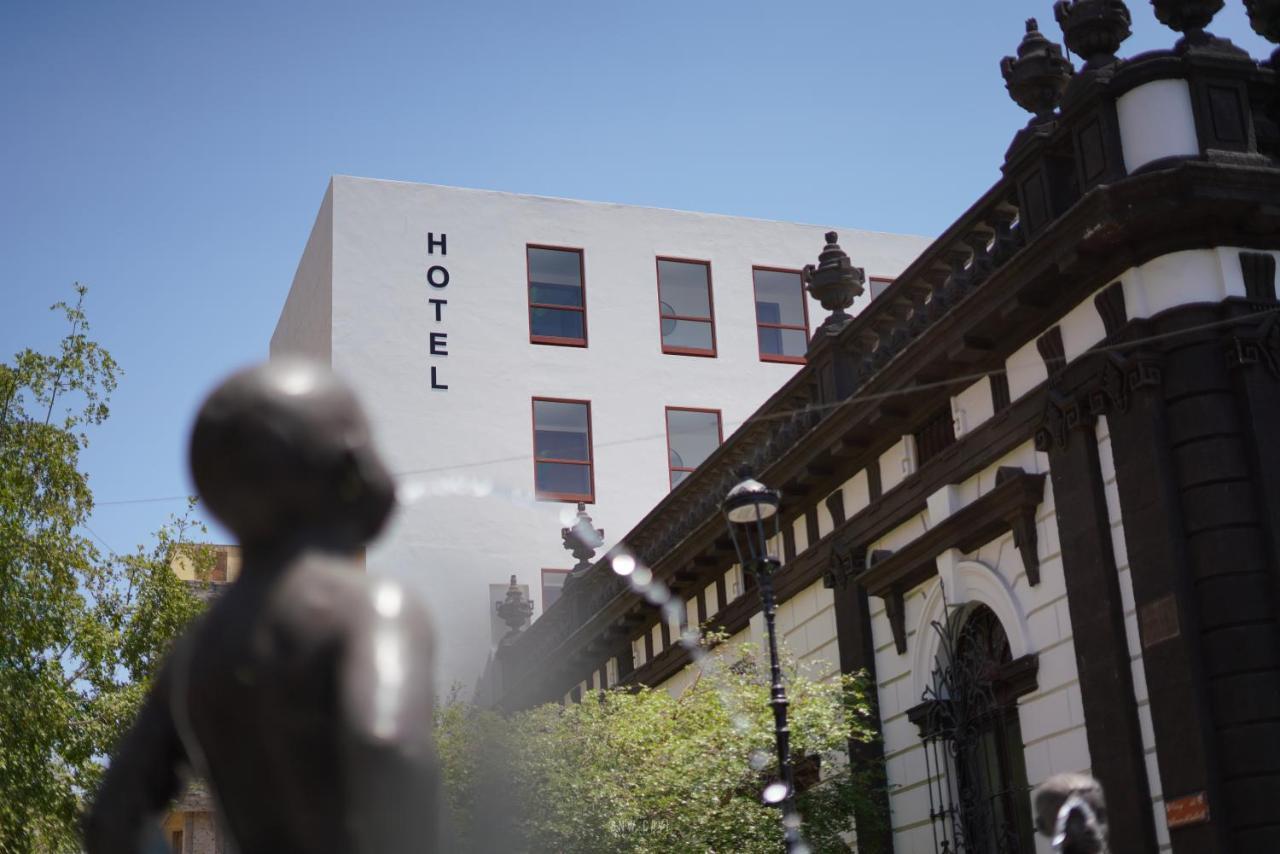 Six Hotel Guadalajara Degollado Ngoại thất bức ảnh