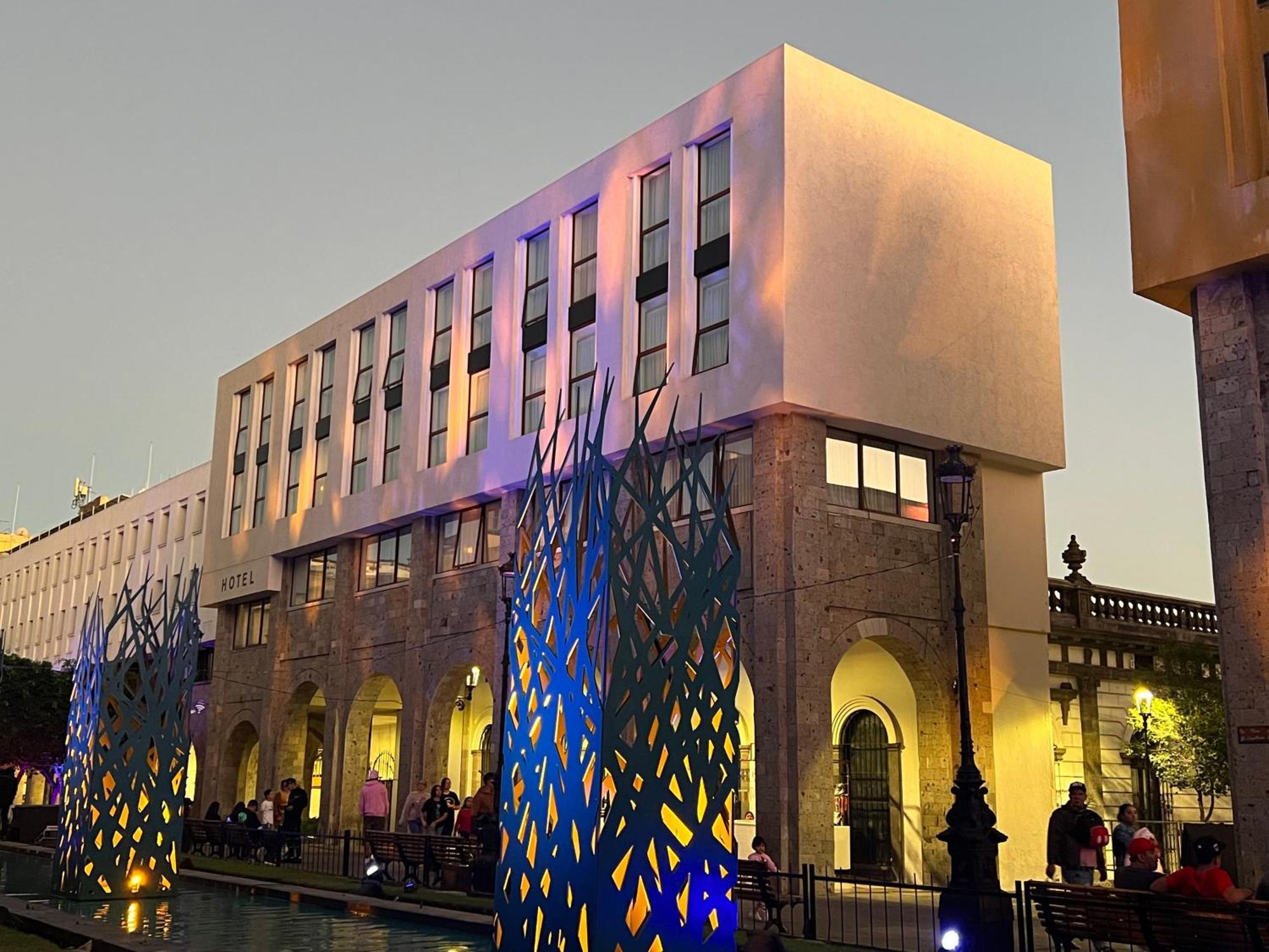 Six Hotel Guadalajara Degollado Ngoại thất bức ảnh