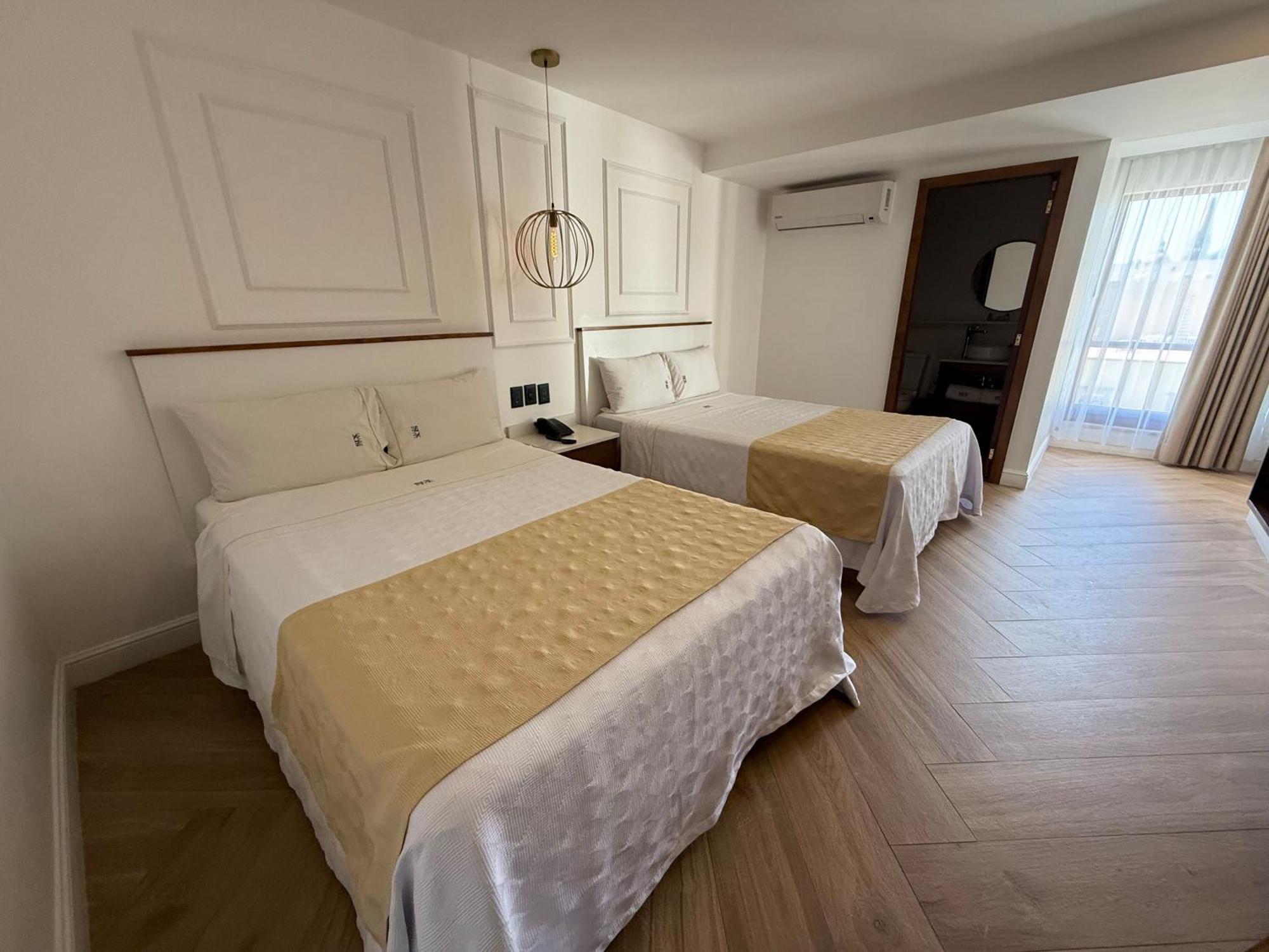 Six Hotel Guadalajara Degollado Ngoại thất bức ảnh